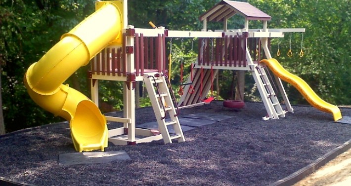 Rubber Mulch Safer Cleaner Better, How To Make A Rubber Mulch Playground