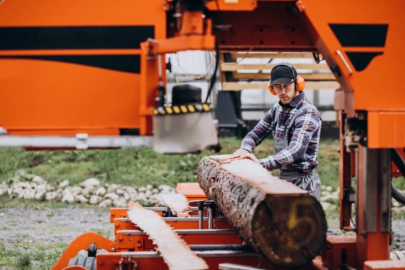 5 Key Features to Look for in a High-Performance Wood Grinder